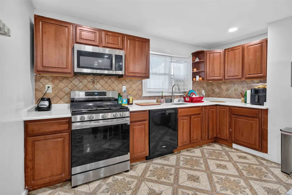 358 BROADWAY Bayonne, NJ 07002