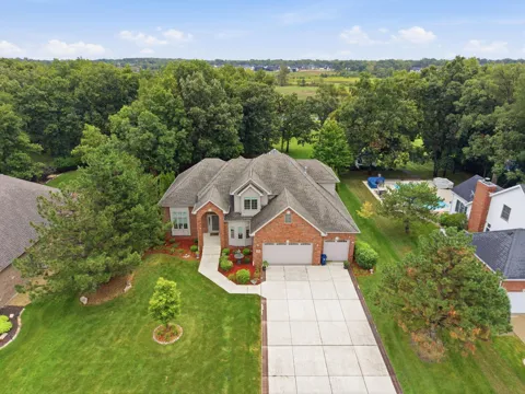 9405 Julia Drive