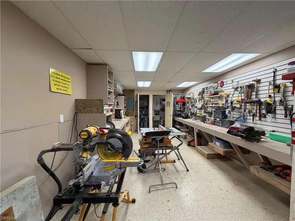 5736 Bass Circle Fort Myers, FL 33919