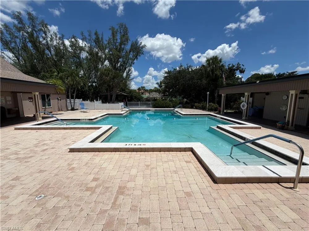 5736 Bass Circle Fort Myers, FL 33919