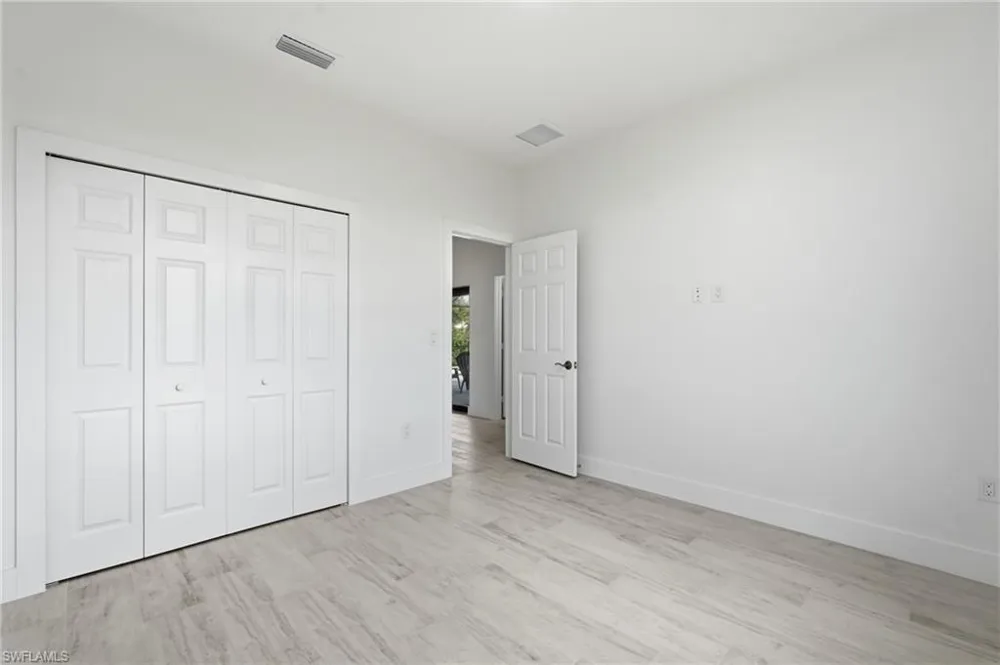 2210 NW 9th Avenue Cape Coral, FL 33993
