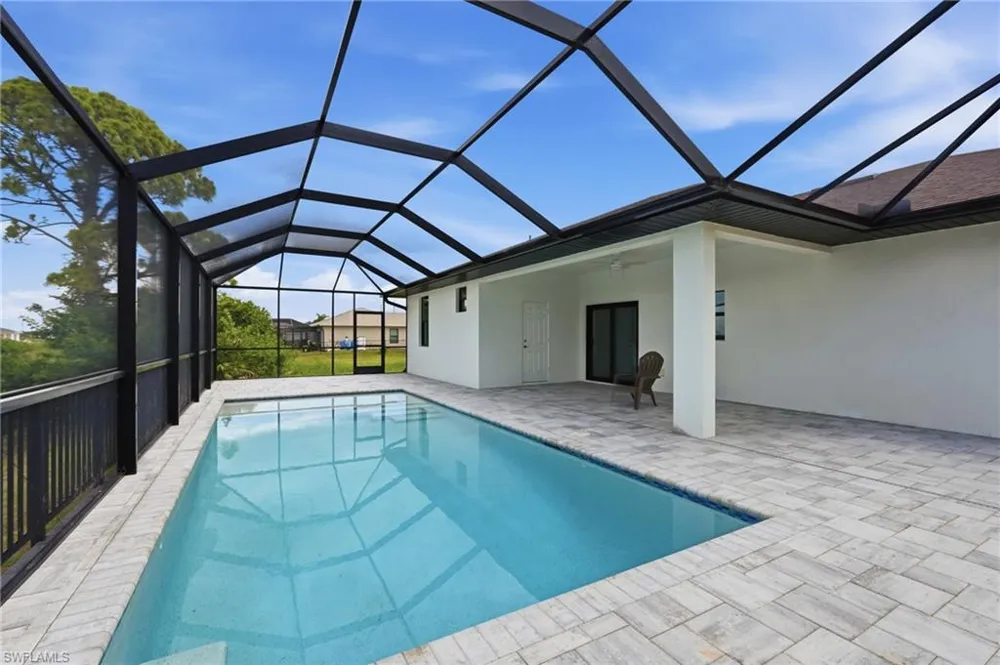 2210 NW 9th Avenue Cape Coral, FL 33993