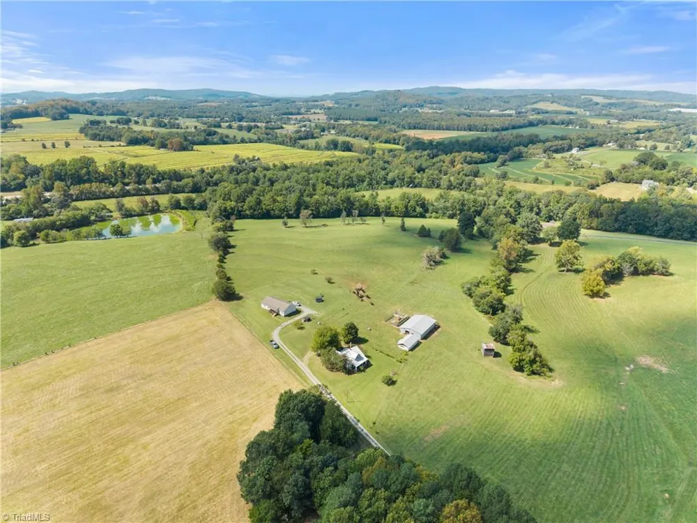 1151 Mountain View Church Road Hamptonville, NC 27020