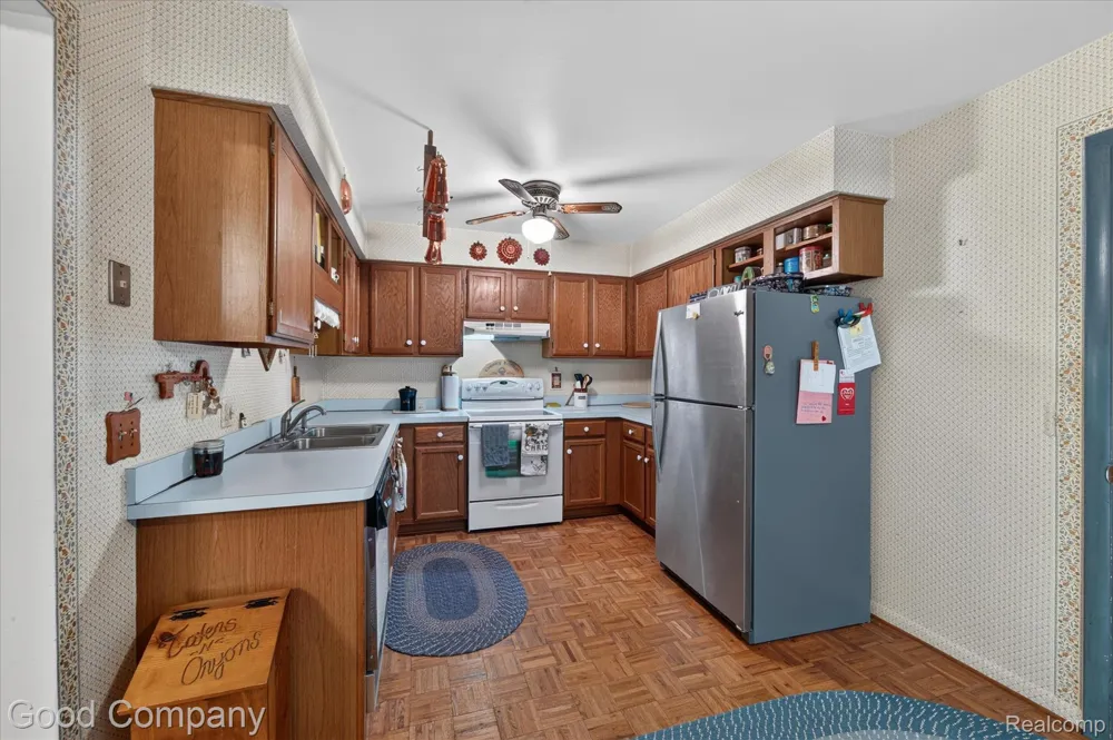 1902 Jenny Lane Rochester Hills City, MI 48309