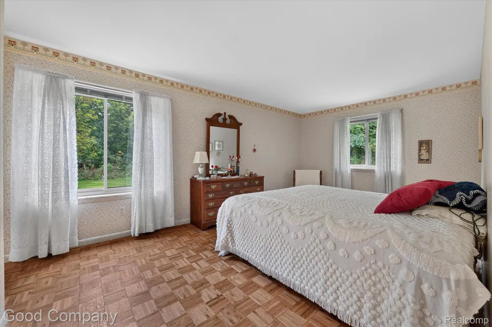 1902 Jenny Lane Rochester Hills City, MI 48309