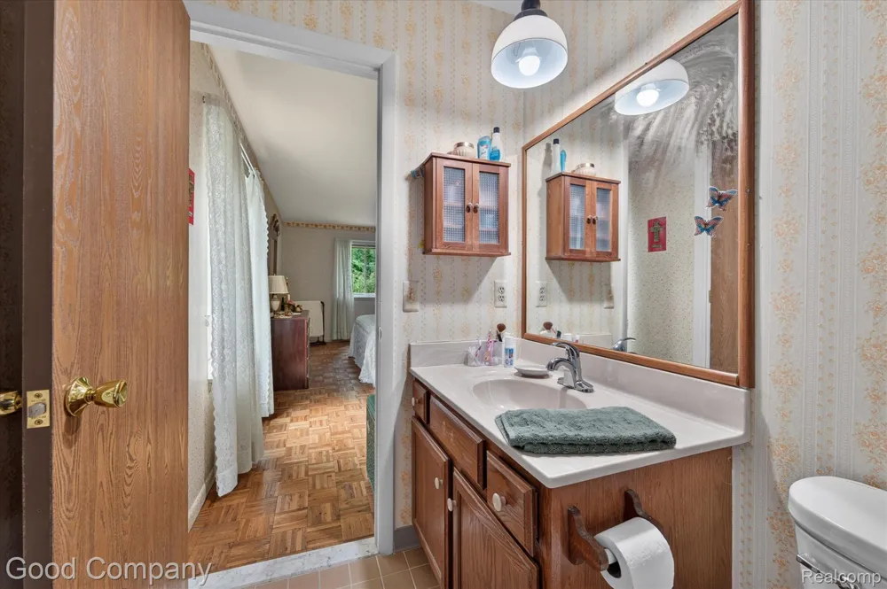 1902 Jenny Lane Rochester Hills City, MI 48309