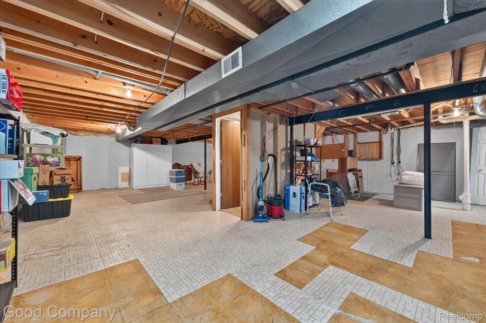 1902 Jenny Lane Rochester Hills City, MI 48309