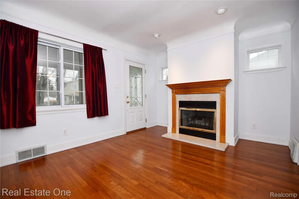 610 Marlin Avenue Royal Oak City, MI 48067