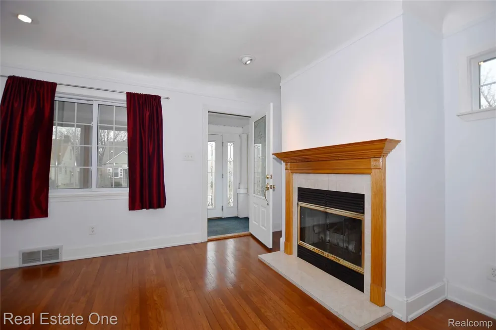 610 Marlin Avenue Royal Oak City, MI 48067