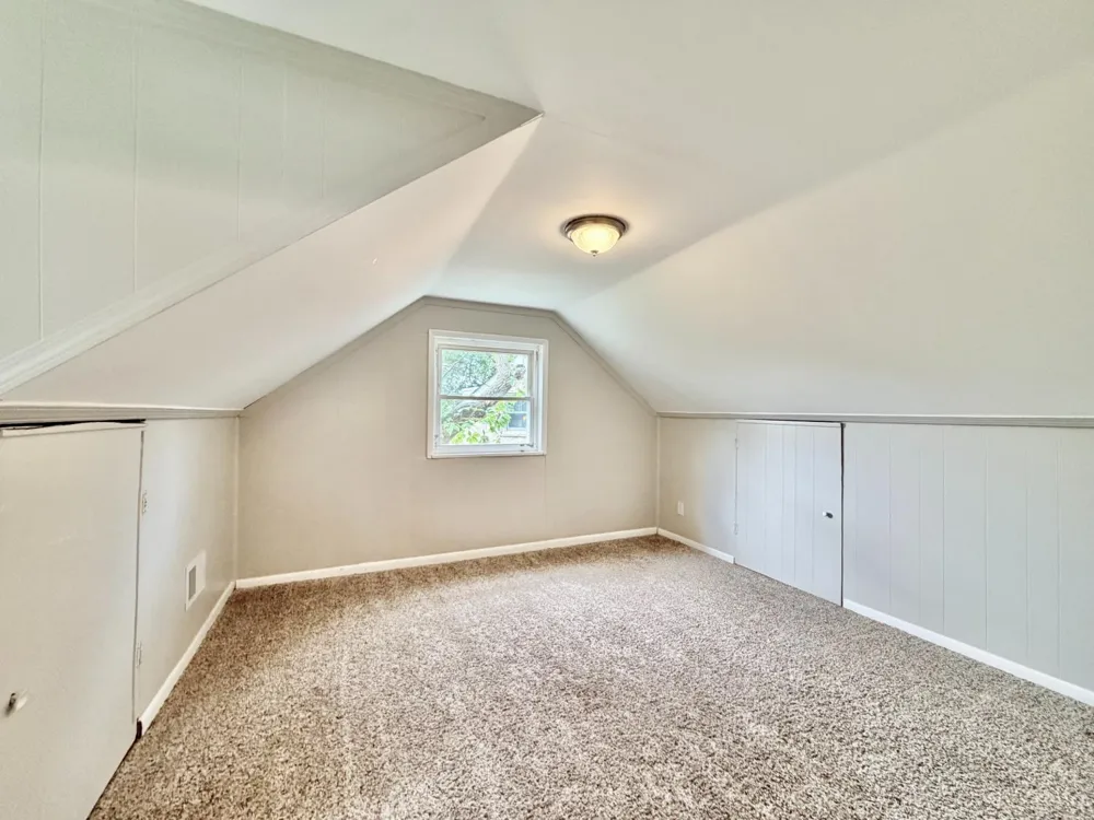 3909 Cedarwood Place Silverton, OH 45213