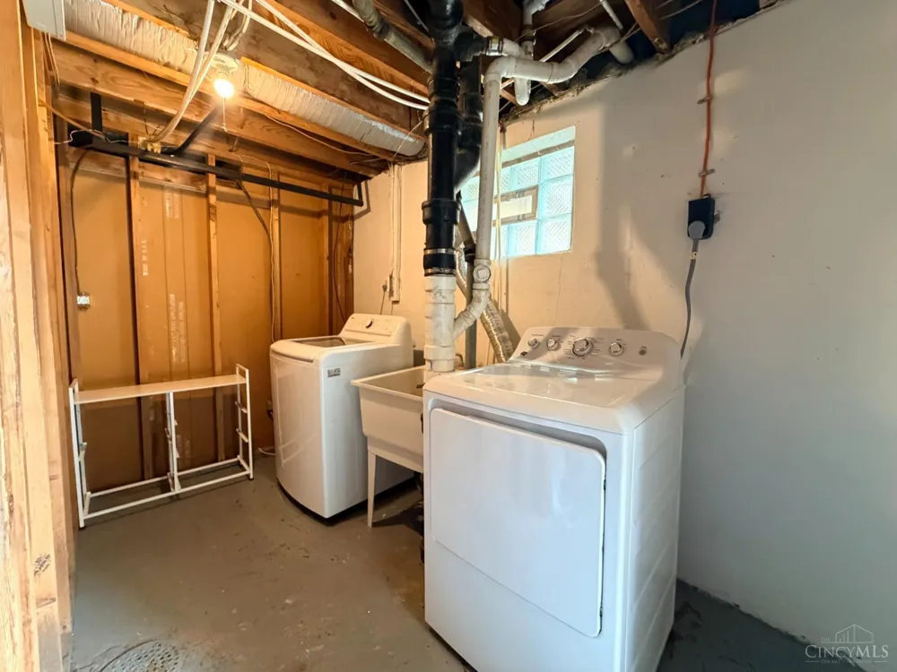 3909 Cedarwood Place Silverton, OH 45213