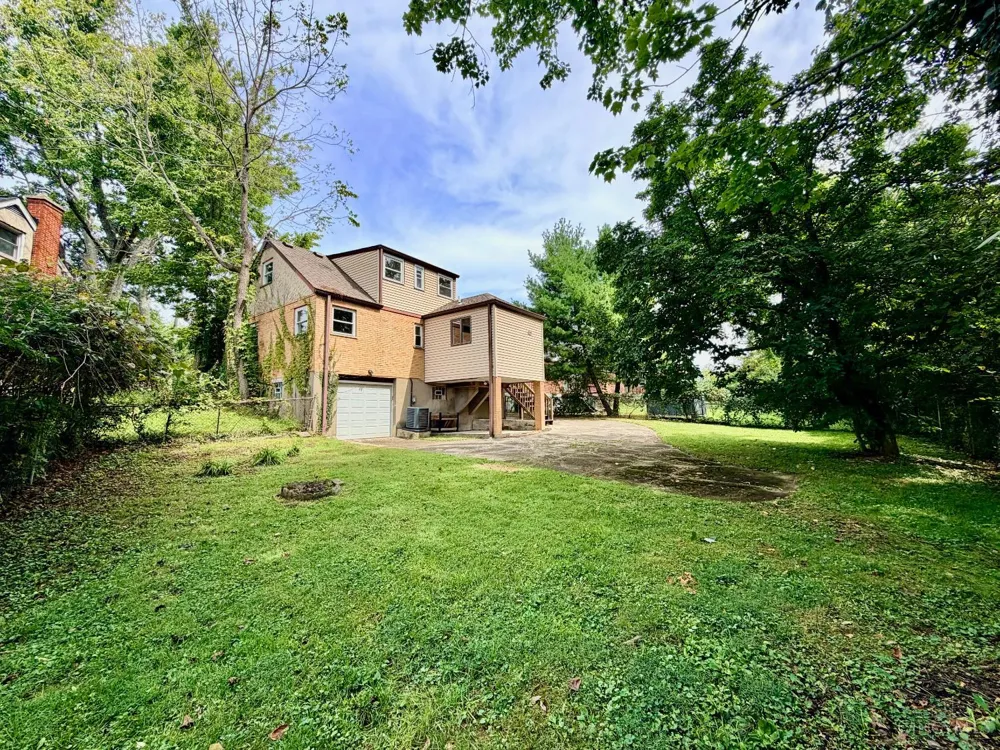 3909 Cedarwood Place Silverton, OH 45213
