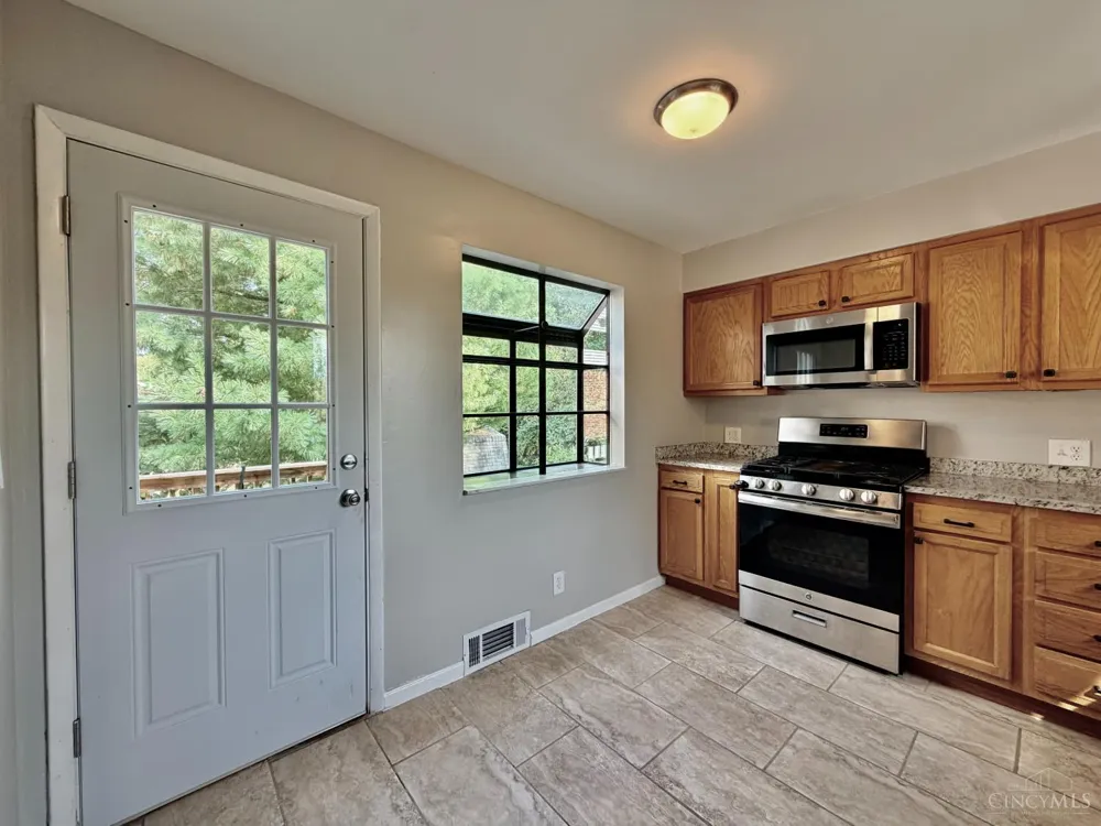 3909 Cedarwood Place Silverton, OH 45213