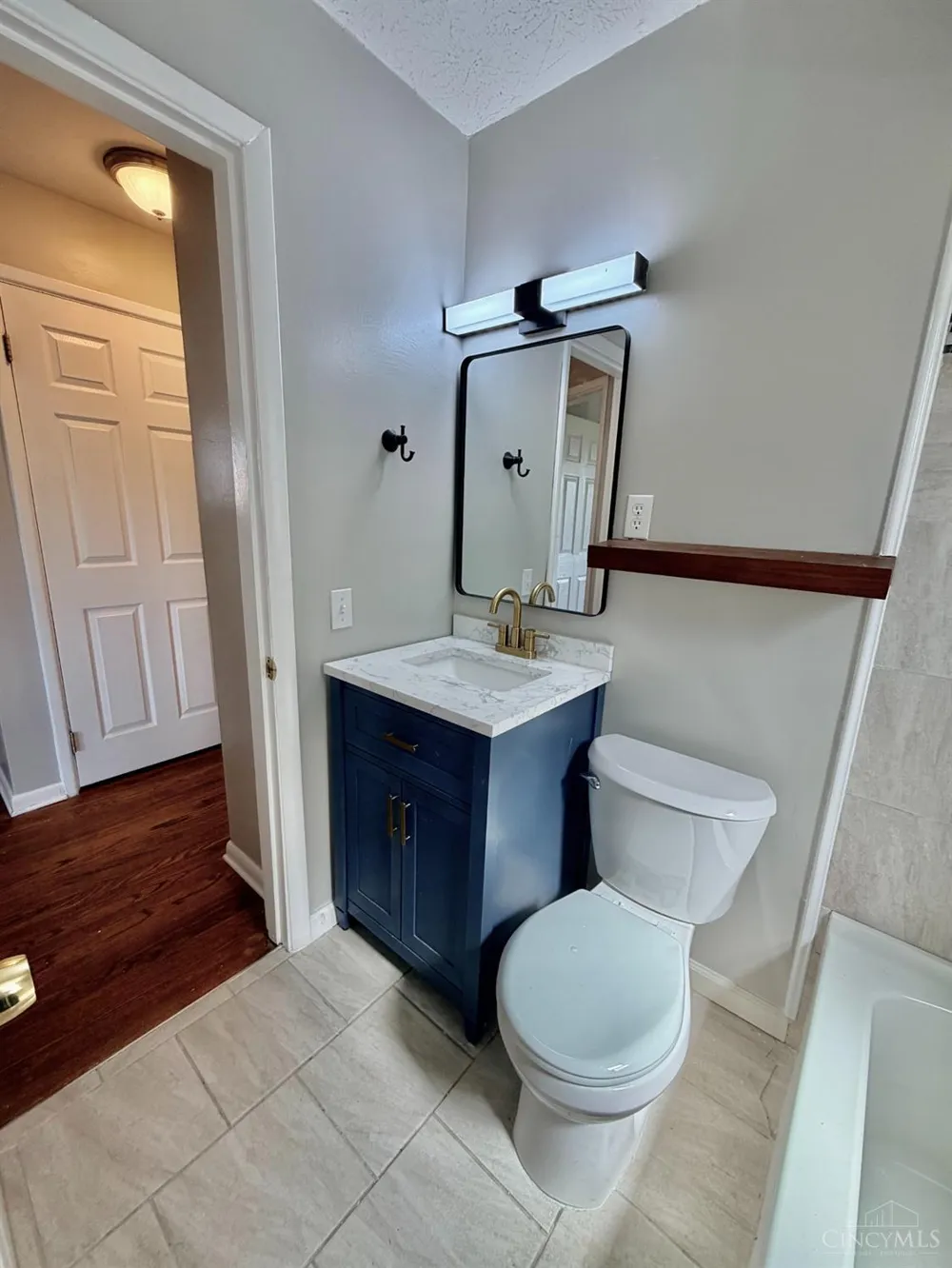 3909 Cedarwood Place Silverton, OH 45213