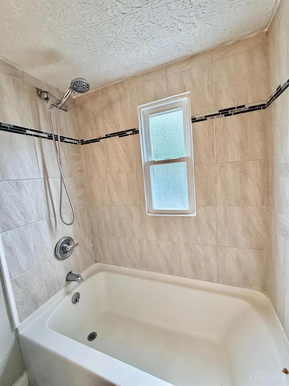 3909 Cedarwood Place Silverton, OH 45213