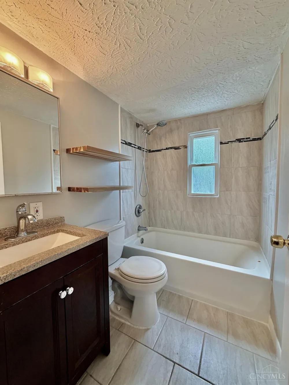 3909 Cedarwood Place Silverton, OH 45213