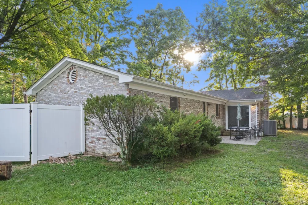 106 Red Bud Lane Pike, OH 45154