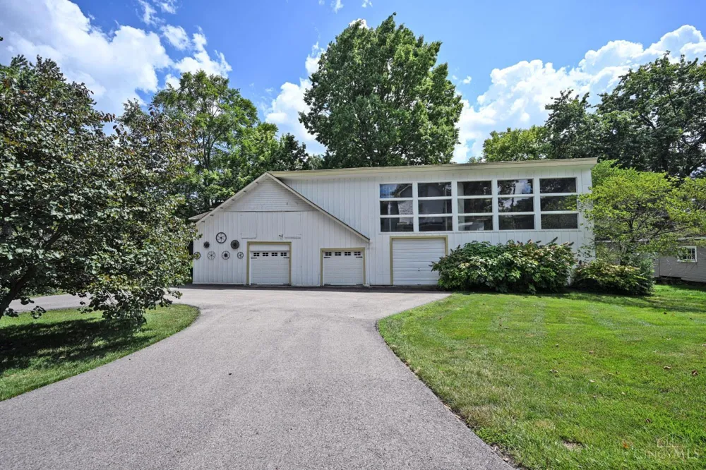 35 Walnut Avenue Wyoming, OH 45215