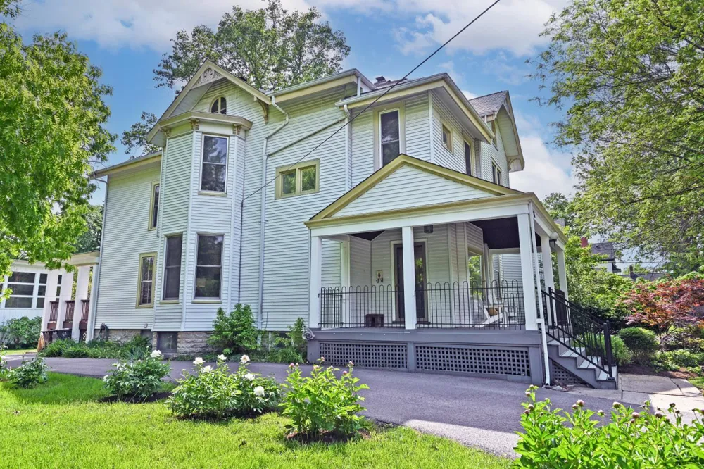 35 Walnut Avenue Wyoming, OH 45215