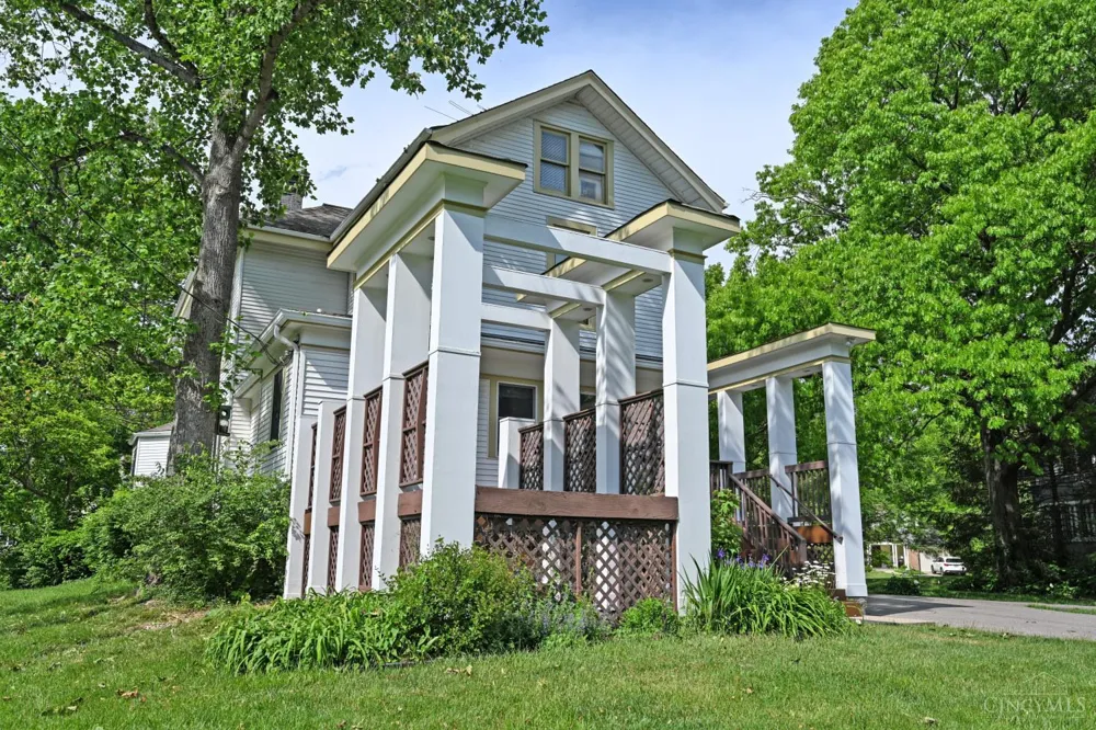 35 Walnut Avenue Wyoming, OH 45215