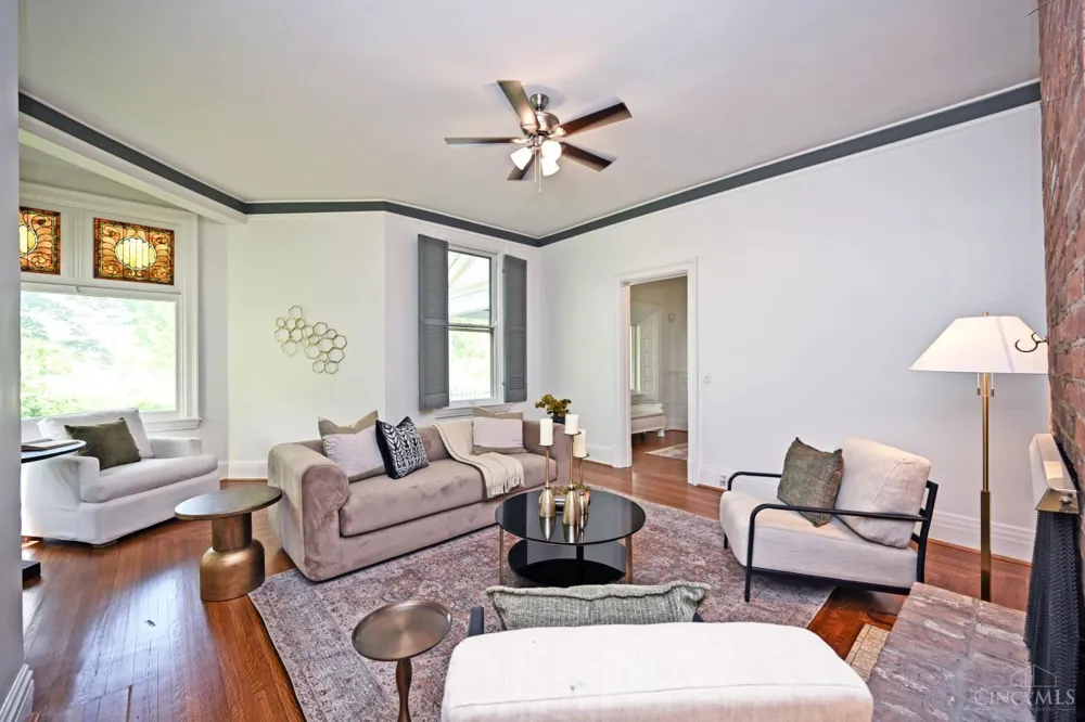 35 Walnut Avenue Wyoming, OH 45215