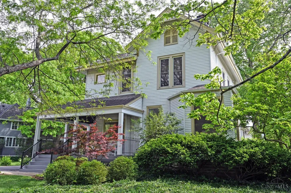 35 Walnut Avenue Wyoming, OH 45215