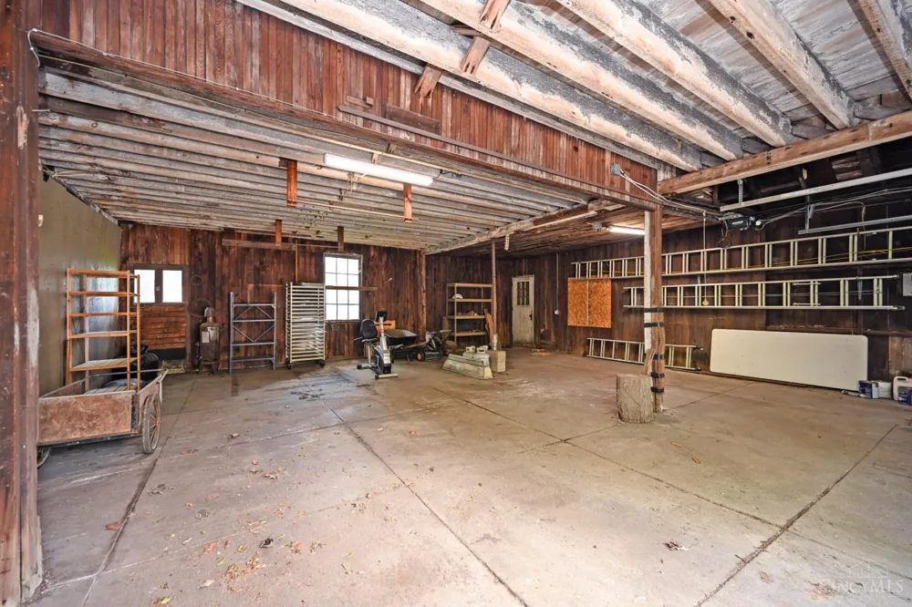 35 Walnut Avenue Wyoming, OH 45215