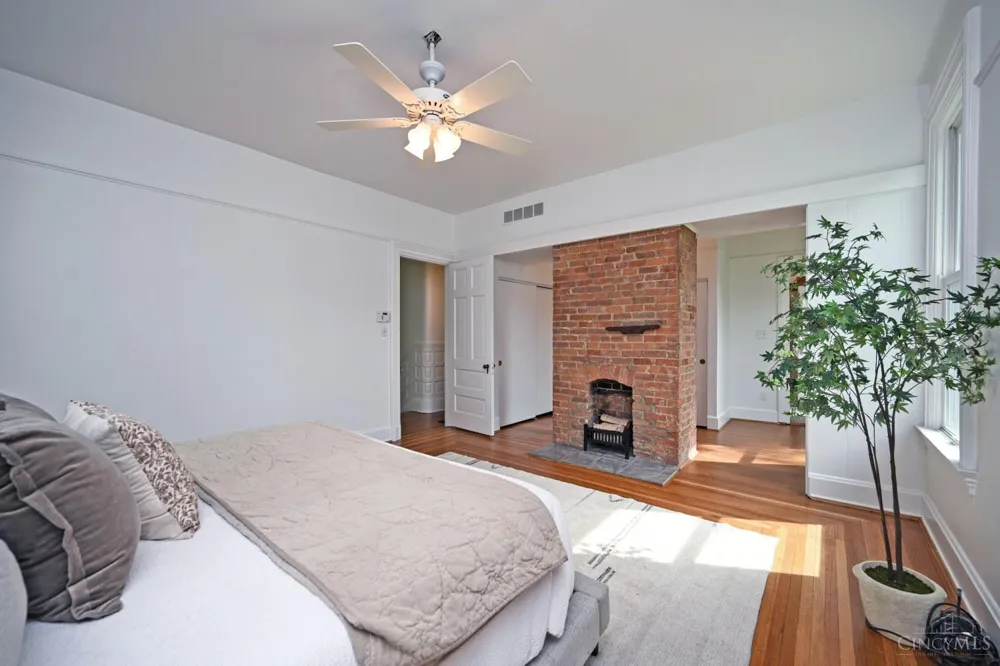 35 Walnut Avenue Wyoming, OH 45215