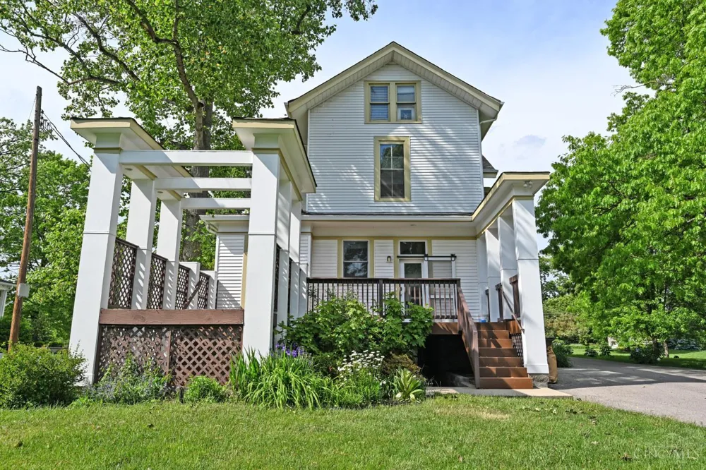 35 Walnut Avenue Wyoming, OH 45215
