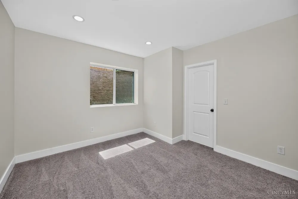 8391 Dimmick Road West Chester, OH 45241