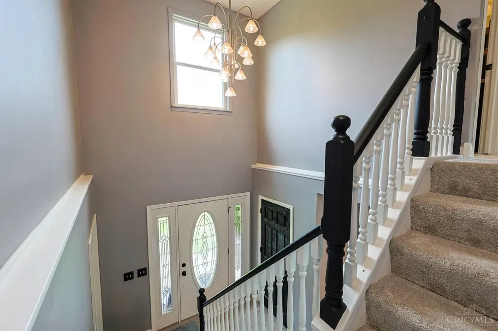 6233 Fay Court Miami, OH 45140