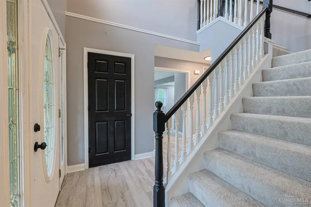 6233 Fay Court Miami, OH 45140