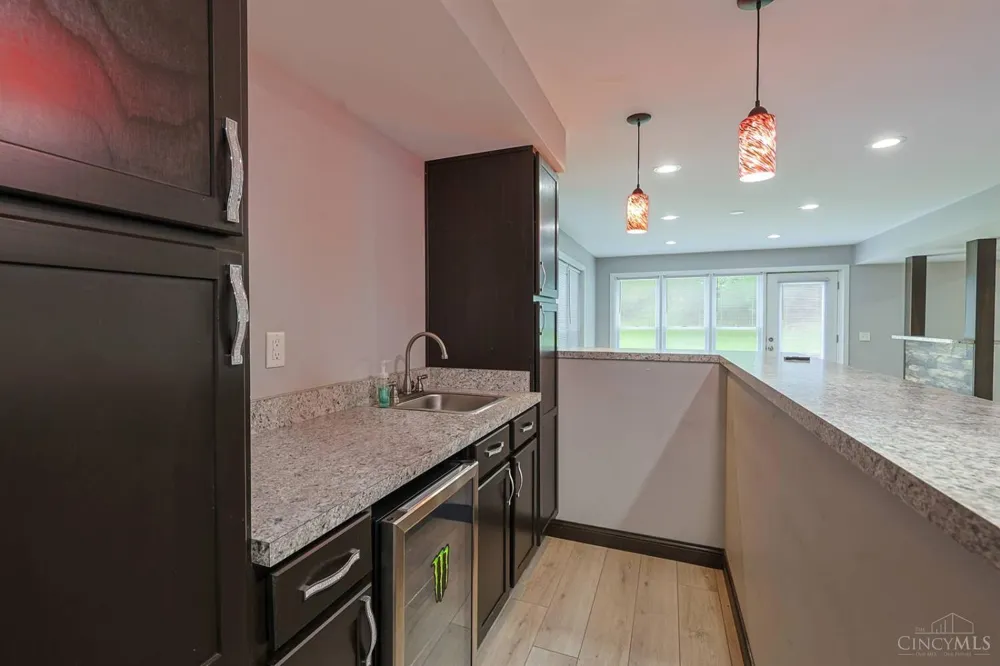 6233 Fay Court Miami, OH 45140