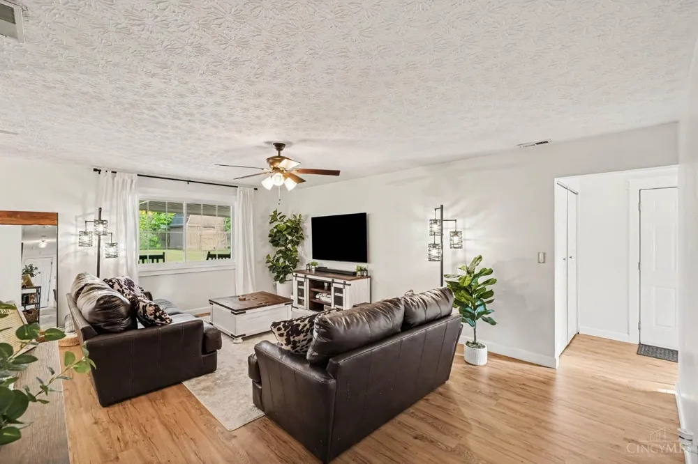 260 Sinclair Court Loveland, OH 45140