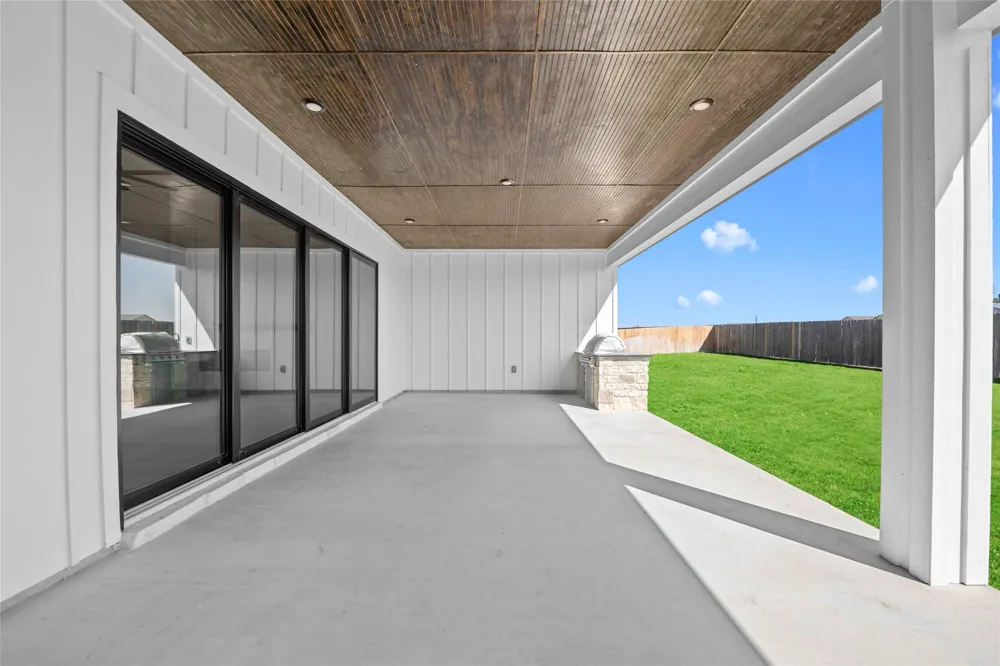 6774 Kings Mill Drive Salado, TX 76571
