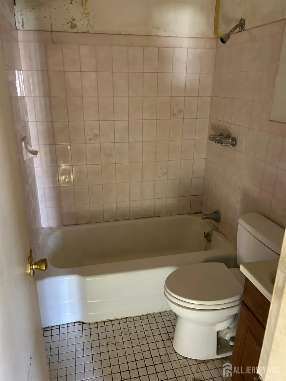 1831 S Central Avenue South Plainfield, NJ 07080