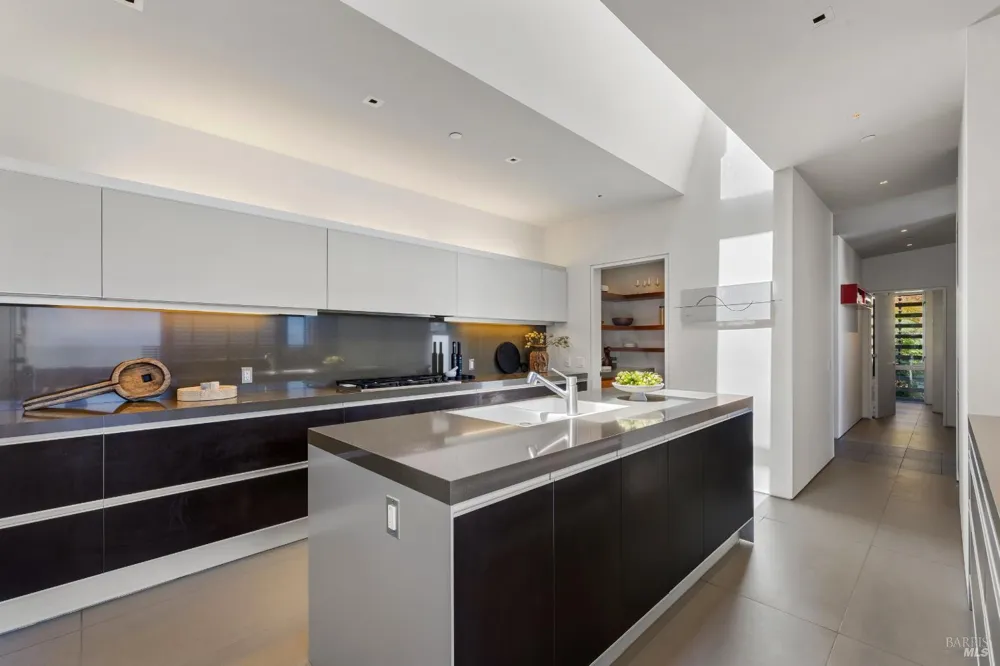 36 Old Landing Road Tiburon, CA 94920
