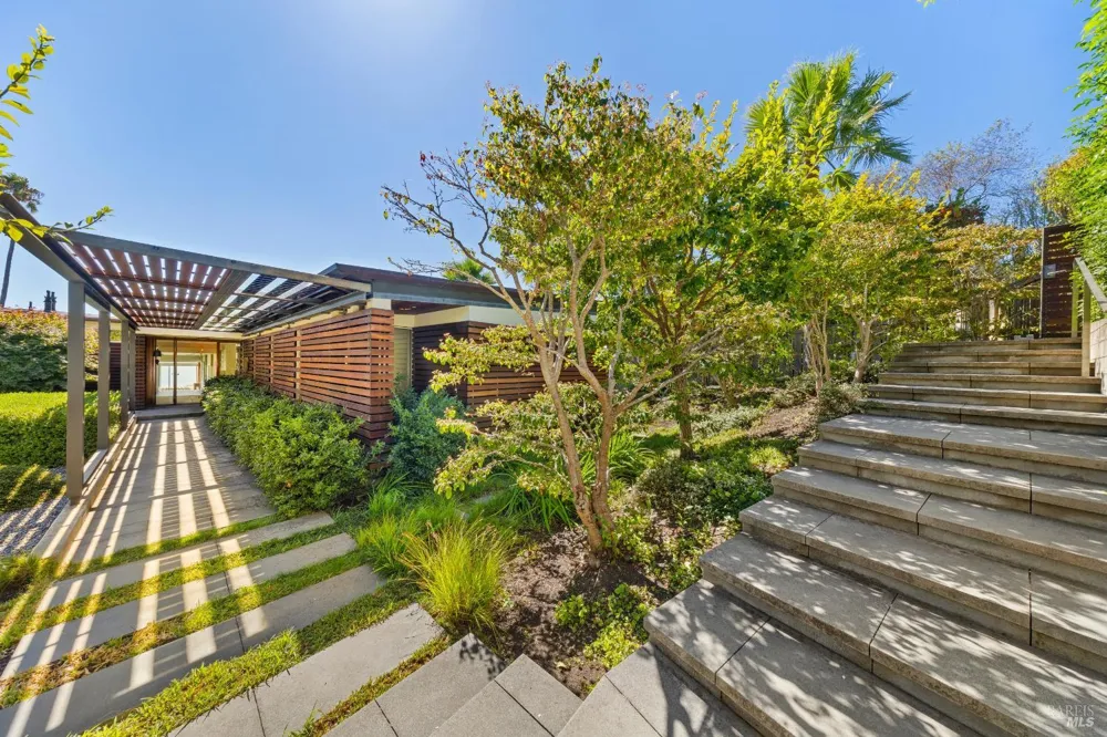 36 Old Landing Road Tiburon, CA 94920