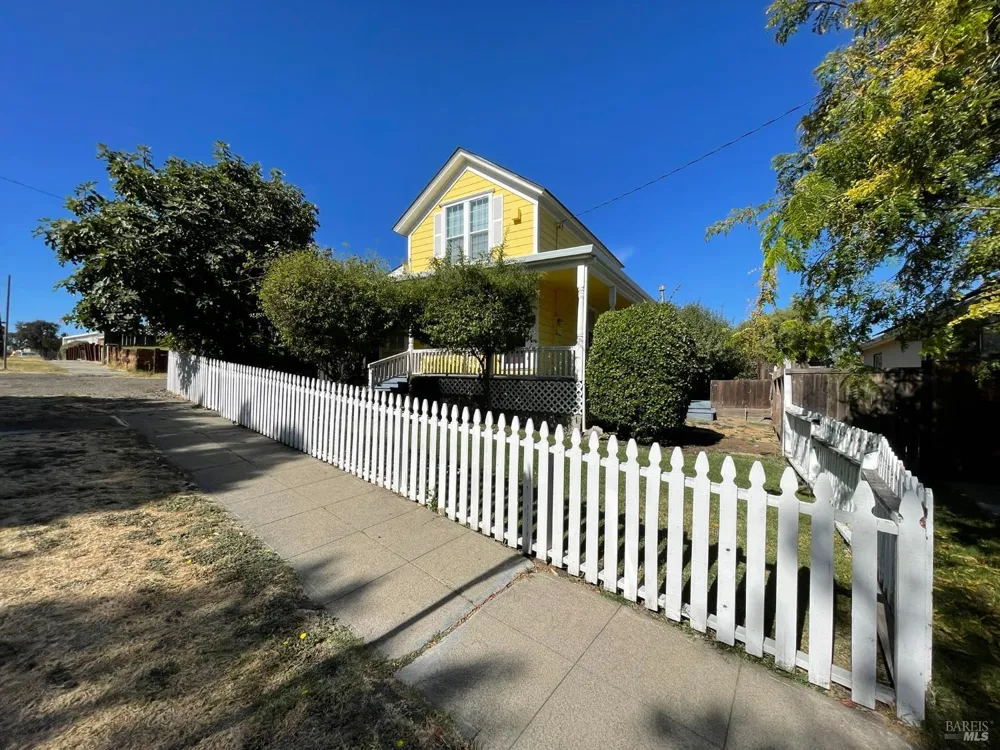 284 S 4th Street Rio Vista, CA 94571
