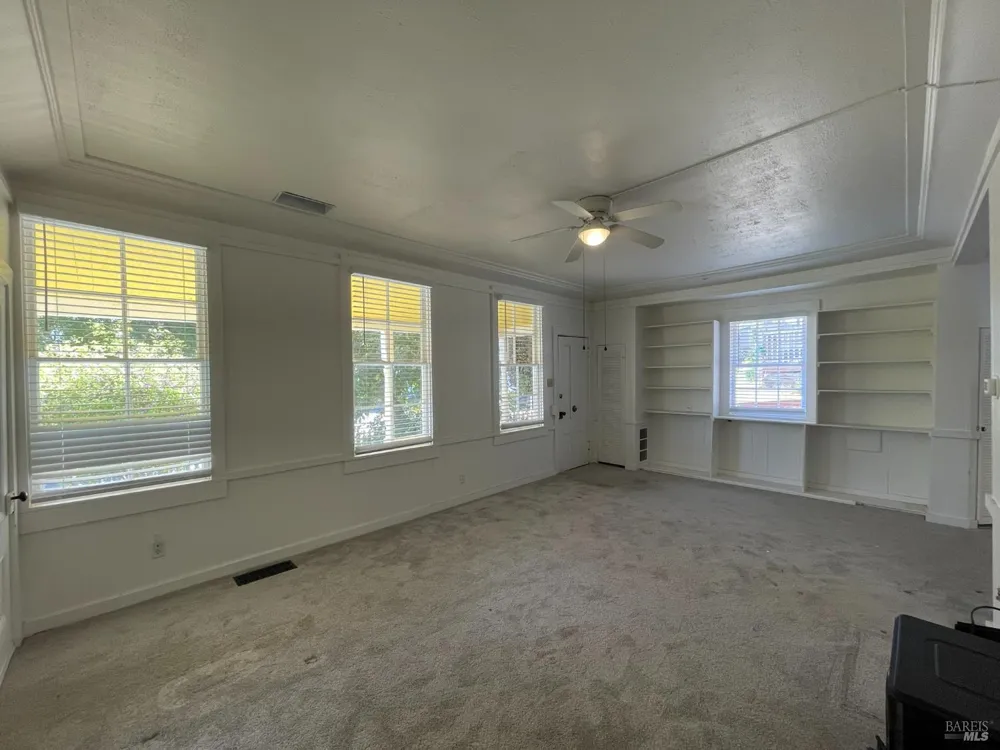284 S 4th Street Rio Vista, CA 94571