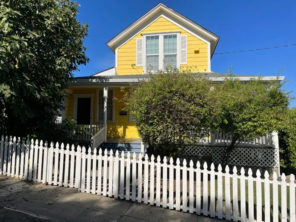 284 S 4th Street Rio Vista, CA 94571