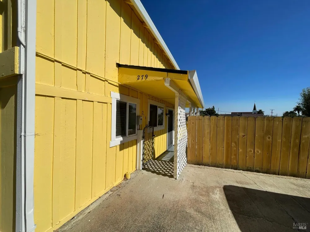 284 S 4th Street Rio Vista, CA 94571