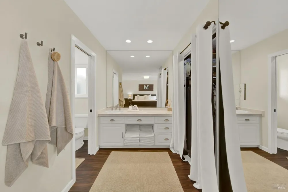 1115 Larkin Way Napa, CA 94558