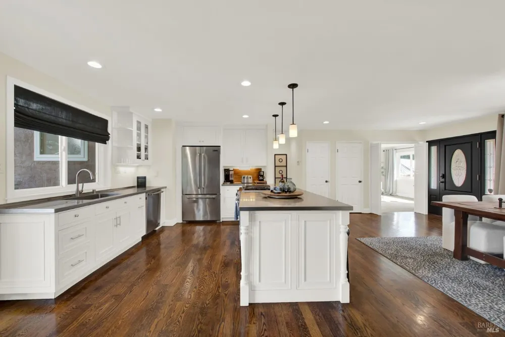1115 Larkin Way Napa, CA 94558