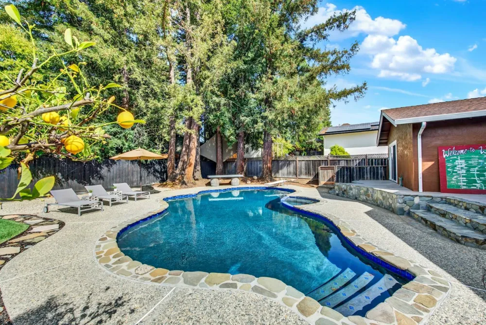1115 Larkin Way Napa, CA 94558