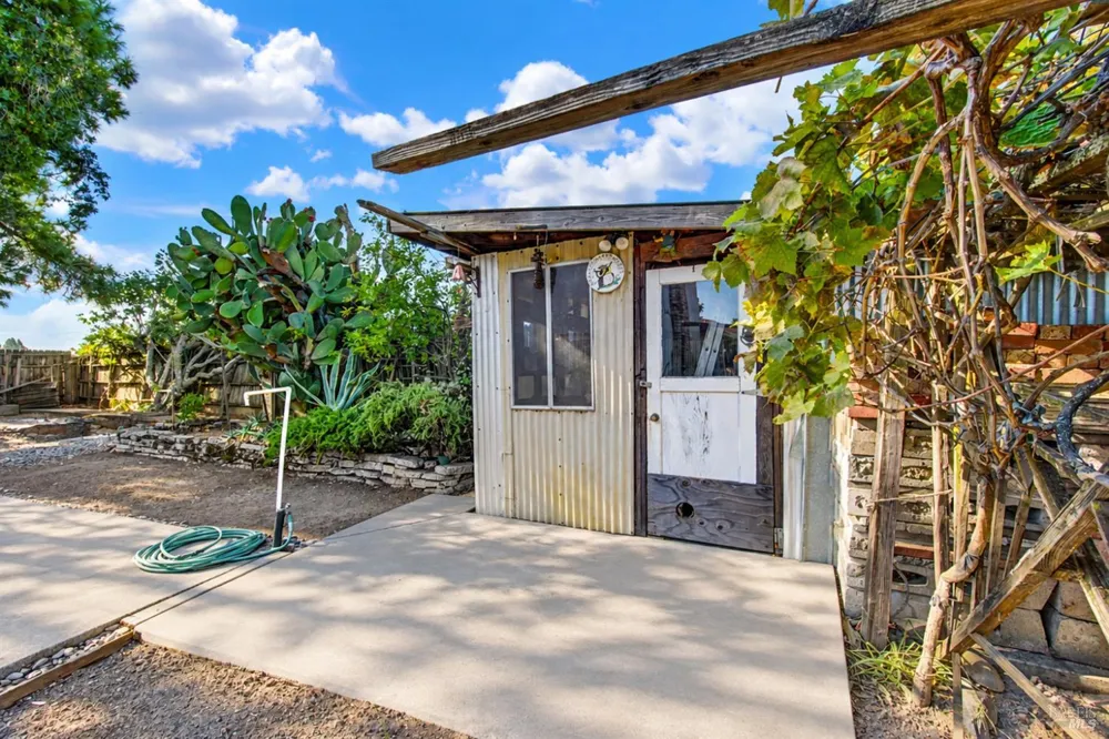 160 Clayton Circle Vacaville, CA 95687
