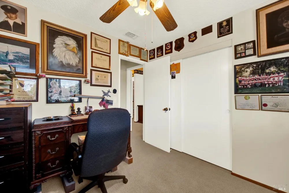 160 Clayton Circle Vacaville, CA 95687