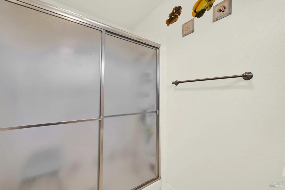 160 Clayton Circle Vacaville, CA 95687