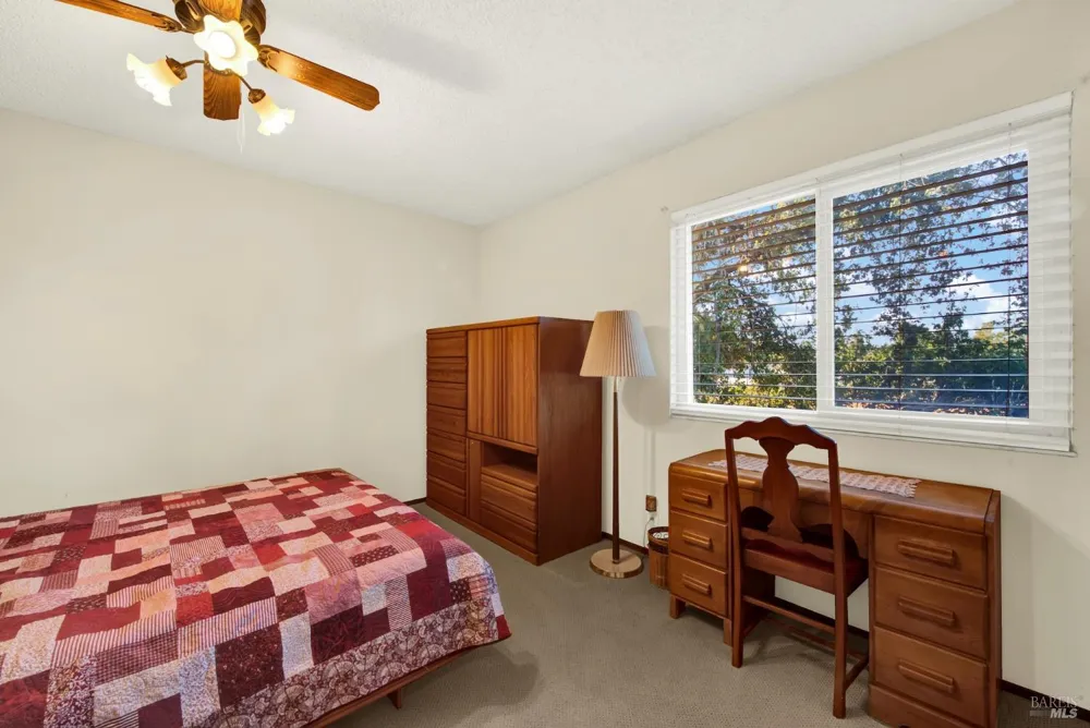 160 Clayton Circle Vacaville, CA 95687