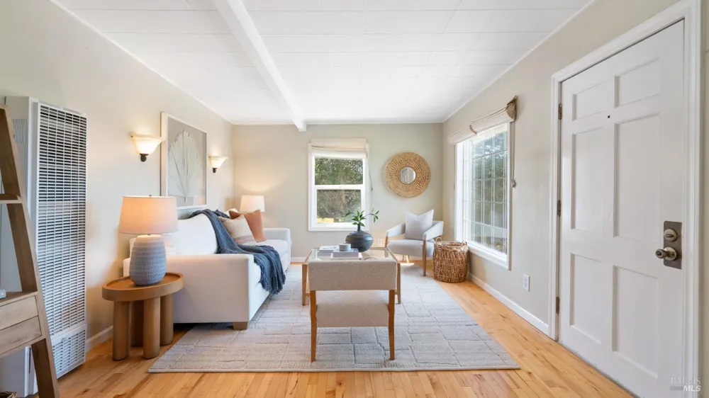 111 Haverfield Lane Petaluma, CA 94952